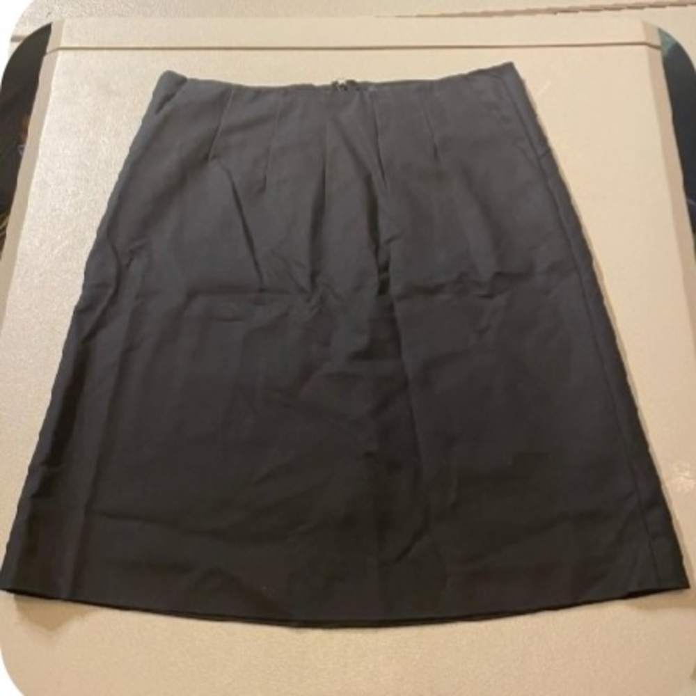Banana Republic Classic Black Women's Skirt Women's Size 6 Stretch Neutral Euc